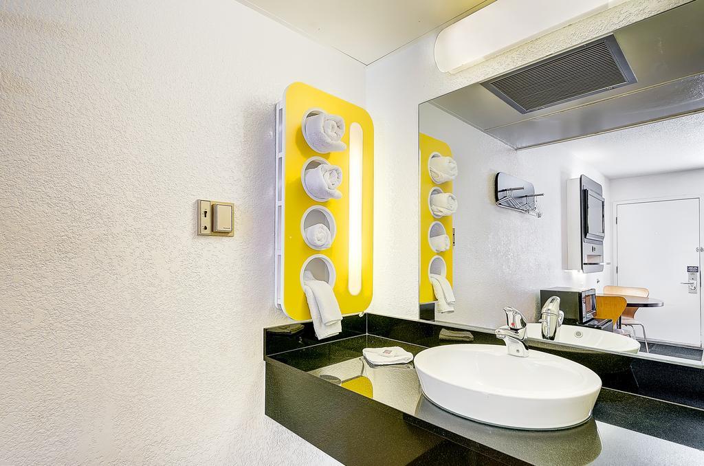 Park Inn By Radisson, Thornton Rom bilde