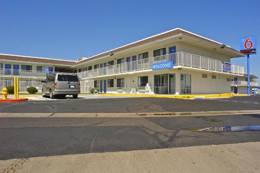 Park Inn By Radisson, Thornton Eksteriør bilde